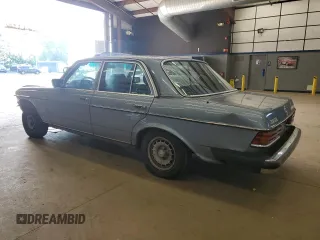 1985 Mercedes-Benz 300 с VIN WDBAB33C7FA271399, выставлен на аукционе Copart как лот 60481895 с пробегом 149 286 миль миль и Чистый • Clean title. История ставок и продаж доступна на DreamBid. Изображение 2.