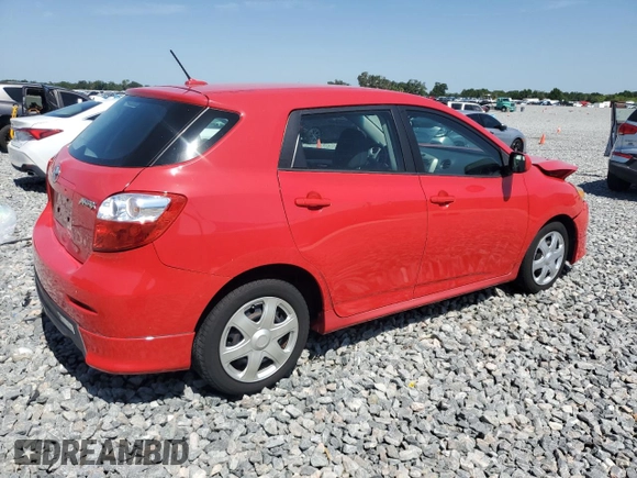 2010 Toyota Matrix z VIN 2T1KU4EE8AC337886, wystawiony jako Copart lot #57044085 z przebiegiem 205 048 mil mil oraz Szkoda całkowita • Salvage title. Historia ofert i sprzedaży dostępna na DreamBid. Obrazek 3.