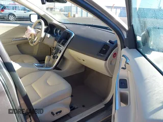 2012 Volvo XC60 3.0L с VIN YV4902DZ1C2293876, выставлен на аукционе IAAI как лот 41415355 с пробегом 48 620 миль миль и . История ставок и продаж доступна на DreamBid. Изображение 5.