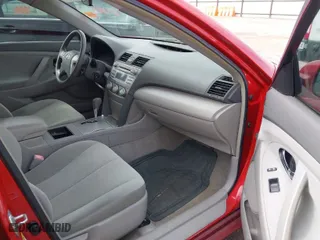 2007 Toyota Camry CE with VIN 4T1BE46K77U109046, listed as a IAAI auction lot 41870289 with 129,027 mi miles. Bid and sale history available at carsss.com. Image 5.