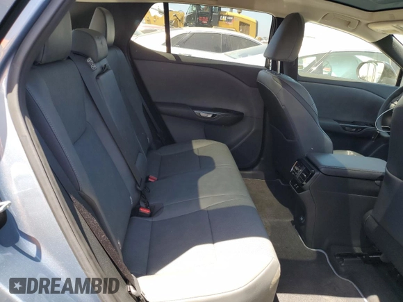 2023 Lexus RZ 450e Premium z VIN JTJAAAAB3PA000731, wystawiony jako Copart lot #57350214 z przebiegiem 7 642 mil mil oraz Szkoda całkowita • Salvage title. Historia ofert i sprzedaży dostępna na DreamBid. Obrazek 11.