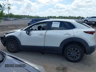 2020 Mazda CX-30 with VIN 3MVDMABL2LM112138, listed as a IAAI auction lot 41951044 with Not Provided miles. Bid and sale history available at carsss.com. Image 13.