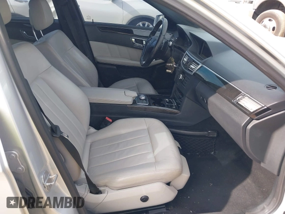 2010 Mercedes-Benz E 550 Luxury with VIN WDDHF7CB0AA100964, listed as a IAAI auction lot 41458942 with 119,927 mi miles and . Bid and sale history available at DreamBid. Image 5.