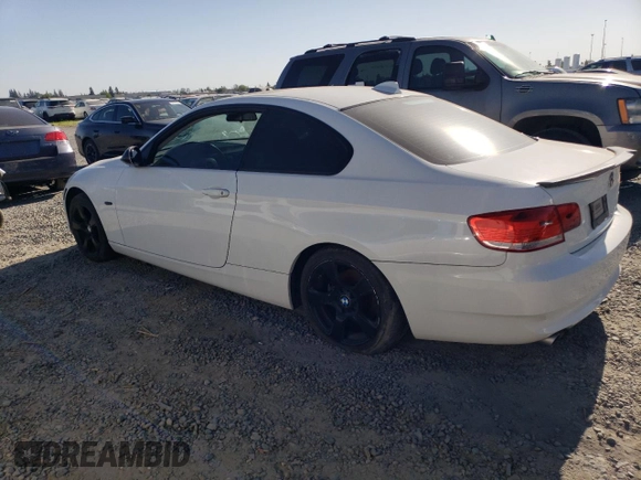 2011 BMW 3 Series 328i with VIN WBAWV13519P121372, listed as a Copart auction lot 53003985 with 138,535 mi miles and Clean Title. Bid and sale history available at carsss.com. Image 2.