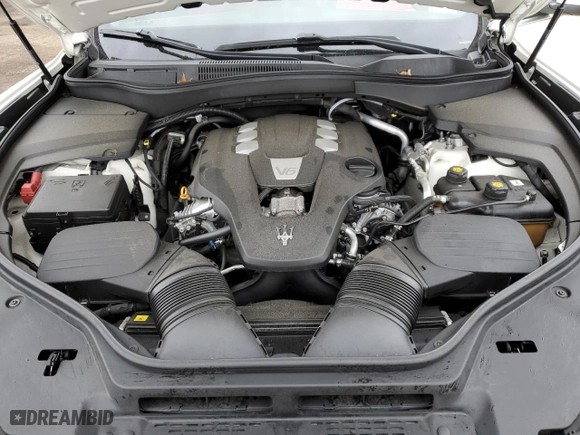 2019 Maserati Levante GranLusso with VIN ZN661XUL8KX316226, listed as a Copart auction lot 47082085 with 55,708 mi miles and Salvage Title. Bid and sale history available at carsss.com. Image 14.
