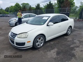 2005 Volkswagen Jetta with VIN 3VWRT71K35M643984, listed as a IAAI auction lot 42582459 with 216,866 mi miles and . Bid and sale history available at DreamBid. Image 2.