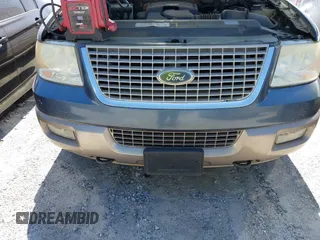 2004 Ford Expedition Eddie Bauer with VIN 1FMFU18L54LB18869, listed as a IAAI auction lot 41862385 with 258,709 mi miles. Bid and sale history available at carsss.com. Image 6.