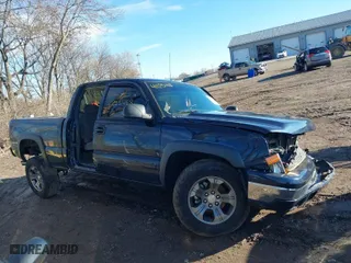 2007 Chevrolet Silverado 1500 Classic Work Truck with VIN 1GCEK19Z37E154898, listed as a IAAI auction lot 41125458 with 155,253 mi miles. Bid and sale history available at carsss.com. Image 14.