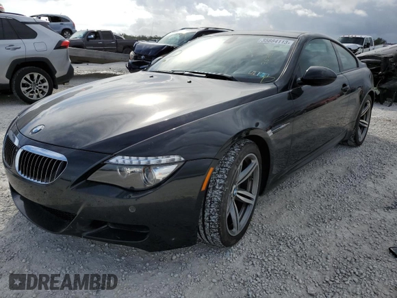 2010 BMW M6 z VIN WBSEH9C53ACY25369, wystawiony jako Copart lot #35884113 z przebiegiem 45 052 mil mil oraz Szkoda całkowita • Salvage title. Historia ofert i sprzedaży dostępna na DreamBid. Obrazek 1.