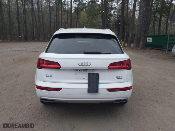 2018 Audi Q5 Premium Plus with VIN WA1BNAFY6J2080465, listed as a IAAI auction lot 41941203 with 79,724 mi miles. Bid and sale history available at carsss.com. Image 16.