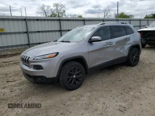 2016 Jeep Cherokee Latitude z VIN 1C4PJMCS1GW345884, wystawiony jako Copart lot #58231145 z przebiegiem 167 830 mil mil oraz Czysty tytuł • Clean title. Historia ofert i sprzedaży dostępna na DreamBid. Obrazek 1.