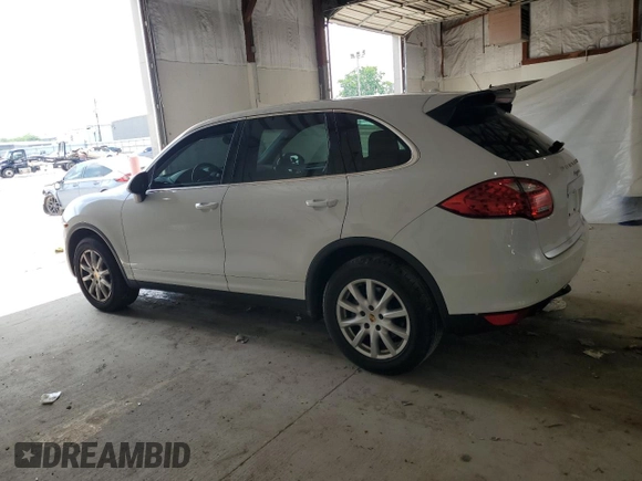 2014 Porsche Cayenne with VIN WP1AA2A29ELA96180, listed as a Copart auction lot 62715425 with 45,022 mi miles and Salvage title. Bid and sale history available at DreamBid. Image 2.