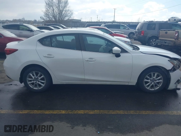 2014 Mazda 3 i Grand Touring with VIN JM1BM1W71E1209014, listed as a IAAI auction lot 41636308 with 218,277 mi miles and . Bid and sale history available at carsss.com. Image 13.