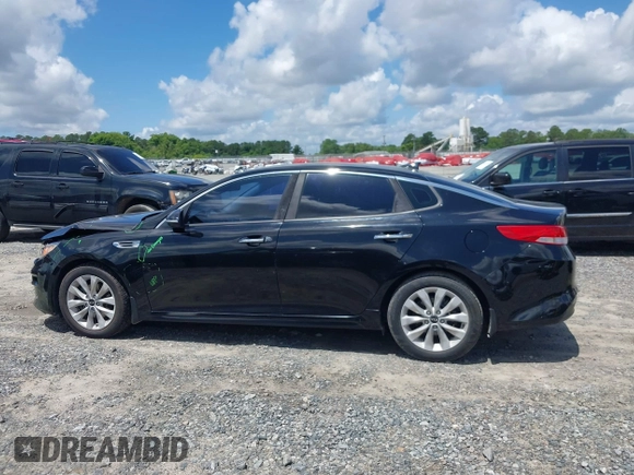 2016 Kia Optima EX с VIN 5XXGU4L31GG079123, выставлен на аукционе IAAI как лот 42430932 с пробегом 150 887 миль миль и . История ставок и продаж доступна на DreamBid. Изображение 14.