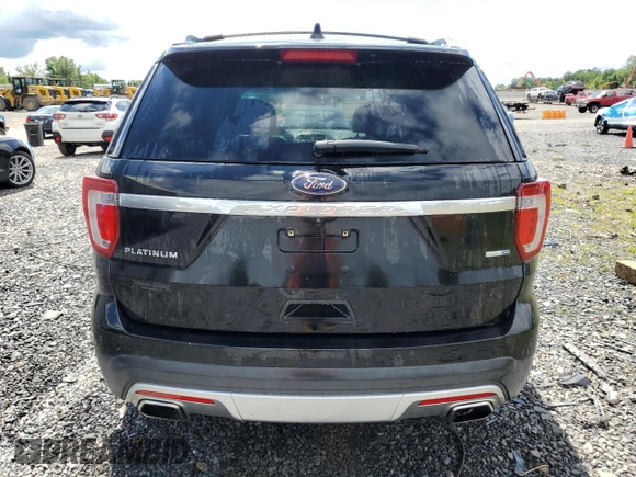 2016 Ford Explorer Platinum z VIN 1FM5K8HT8GGC52573, wystawiony jako Copart lot #57137975 z przebiegiem 146 451 mil mil oraz Szkoda całkowita • Salvage title. Historia ofert i sprzedaży dostępna na DreamBid. Obrazek 6.