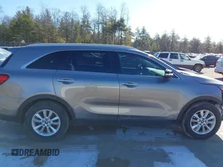 2019 Kia Sorento LX z VIN 5XYPGDA33KG537470, wystawiony jako IAAI lot #41970865 z przebiegiem 77 010 mil mil oraz . Historia ofert i sprzedaży dostępna na DreamBid. Obrazek 14.