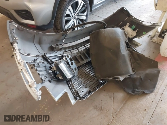 2017 Cadillac XT5 FWD with VIN 1GYKNARS7HZ121596, listed as a IAAI auction lot 41825879 with 82,023 mi miles and . Bid and sale history available at DreamBid. Image 12.