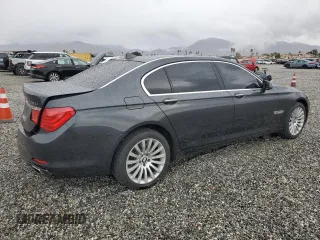 2009 BMW 7 Series 750Li z VIN WBAKB83579CY57269, wystawiony jako Copart lot #42173805 z przebiegiem 140 815 mil mil oraz Szkoda całkowita • Salvage title. Historia ofert i sprzedaży dostępna na DreamBid. Obrazek 3.