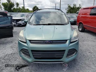 2013 Ford Escape SE z VIN 1FMCU0GX9DUD66067, wystawiony jako Copart lot #59859095 z przebiegiem 132 820 mil mil oraz Czysty tytuł • Clean title. Historia ofert i sprzedaży dostępna na DreamBid. Obrazek 5.