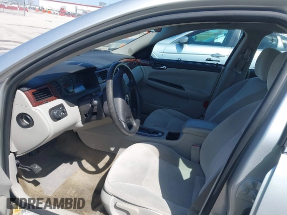 2009 Chevrolet Impala LS with VIN 2G1WB57K691166302, listed as a IAAI auction lot 41978689 with 215,400 mi miles and . Bid and sale history available at DreamBid. Image 5.