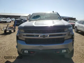 2021 Chevrolet Silverado 1500 RST with VIN 3GCUYEED1MG310162, listed as a Copart auction lot 56568724 with 42,557 mi miles and Salvage Title. Bid and sale history available at carsss.com. Image 5.