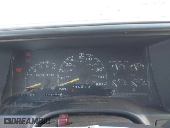 1997 Chevrolet Silverado 1500 with VIN 1GCEK19R1VE268315, listed as a IAAI auction lot 42033977 with 183,787 mi miles and . Bid and sale history available at DreamBid. Image 7.