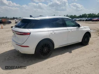 2021 Lincoln Corsair Reserve z VIN 5LMCJ2D96MUL21210, wystawiony jako Copart lot #59164185 z przebiegiem 57 578 mil mil oraz Szkoda całkowita • Salvage title. Historia ofert i sprzedaży dostępna na DreamBid. Obrazek 3.