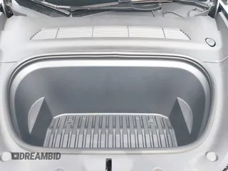 2024 Tesla Model Y с VIN 7SAYGDEDXRF054960, выставлен на аукционе IAAI как лот 42585098 с пробегом 17 703 миль миль и . История ставок и продаж доступна на DreamBid. Изображение 10.