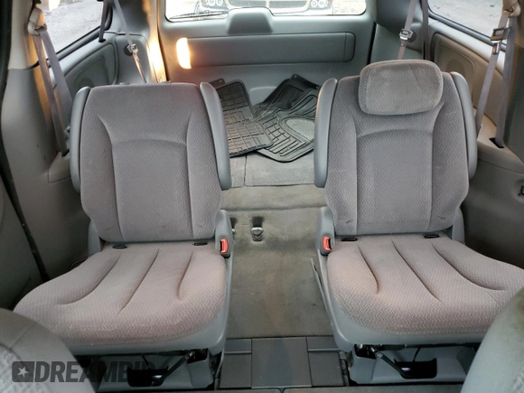 2006 Chrysler Town & Country LWB Touring with VIN 2A4GP54L46R910450, listed as a Copart auction lot 83063774 with 209,928 mi miles and Salvage Title. Bid and sale history available at carsss.com. Image 10.