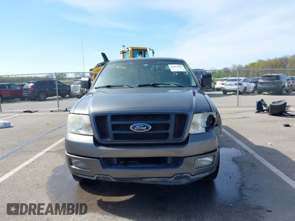 2004 Ford F-150 XL z VIN 1FTRF12W24NC11903, wystawiony jako IAAI lot #42092090 z przebiegiem 236 732 mil mil oraz . Historia ofert i sprzedaży dostępna na DreamBid. Obrazek 12.