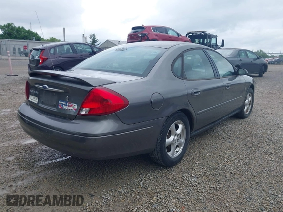 2002 Ford Taurus SES Standard with VIN 1FAFP55S72A116196, listed as a IAAI auction lot 42414312 with 173,024 mi miles and . Bid and sale history available at DreamBid. Image 4.