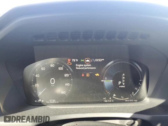 2017 Volvo XC90 Inscription with VIN YV4BC0PL1H1177966, listed as a Copart auction lot 82644894 with 42,783 mi miles and Salvage Title. Bid and sale history available at carsss.com. Image 9.