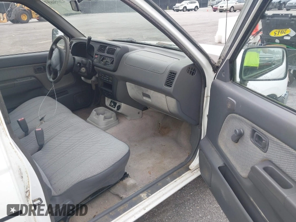 2000 Nissan Frontier XE with VIN 1N6DD21S5YC305132, listed as a IAAI auction lot 42695081 with 111,427 mi miles and . Bid and sale history available at DreamBid. Image 5.