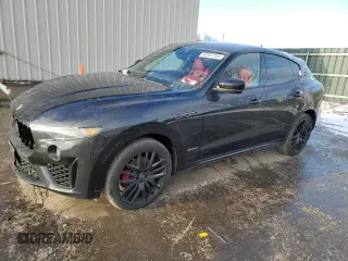2019 Maserati Levante GranSport with VIN ZN661XUS0KX337384, listed as a Copart auction lot 82581764 with 31,926 mi miles and Salvage Title. Bid and sale history available at carsss.com. Image 1.