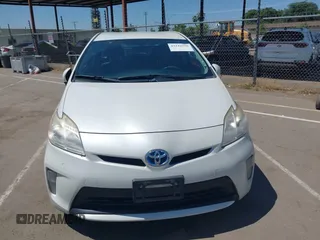 2013 Toyota Prius One z VIN JTDKN3DU6D0352580, wystawiony jako IAAI lot #42244296 z przebiegiem 304 157 mil mil oraz . Historia ofert i sprzedaży dostępna na DreamBid. Obrazek 6.