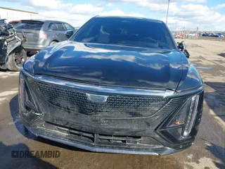 2024 Cadillac LYRIQ z VIN 1GYKPVRL9RZ111390, wystawiony jako IAAI lot #41662261 z przebiegiem 21 184 mil mil oraz . Historia ofert i sprzedaży dostępna na DreamBid. Obrazek 12.
