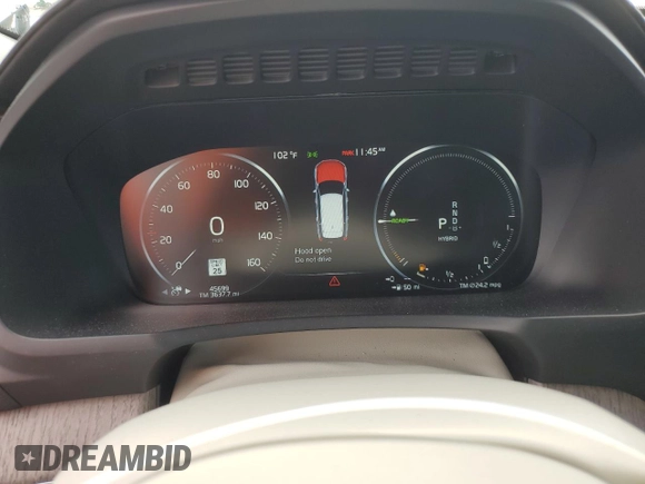 2021 Volvo XC90 Inscription Expression with VIN YV4BR00L5M1756476, listed as a Copart auction lot 58177035 with 45,699 mi miles and Salvage title. Bid and sale history available at DreamBid. Image 9.