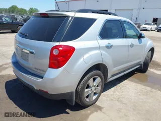 2015 Chevrolet Equinox LT with VIN 2GNALBEK2F1158281, listed as a IAAI auction lot 42042766 with 196,868 mi miles. Bid and sale history available at carsss.com. Image 4.