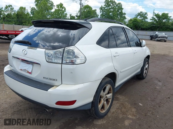 2005 Lexus RX 330 z VIN 2T2HA31U45C049438, wystawiony jako IAAI lot #42337757 z przebiegiem 260 754 mil mil oraz . Historia ofert i sprzedaży dostępna na DreamBid. Obrazek 4.