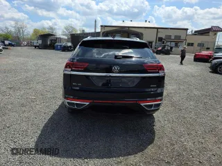 2024 Volkswagen Atlas SEL R-Line z VIN 1V2AE2CA6RC211638, wystawiony jako Copart lot #57856195 z przebiegiem 8 349 mil mil oraz Szkoda całkowita • Salvage title. Historia ofert i sprzedaży dostępna na DreamBid. Obrazek 6.