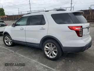 2014 Ford Explorer XLT z VIN 1FM5K7D85EGA32932, wystawiony jako Copart lot #52799695 z przebiegiem 135 670 mil mil oraz Szkoda całkowita • Salvage title. Historia ofert i sprzedaży dostępna na DreamBid. Obrazek 2.