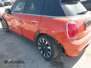 2019 MINI Hardtop 4 Door Cooper S with VIN WMWXU3C57K2B64946, listed as a IAAI auction lot 42240647 with 87,704 mi miles and . Bid and sale history available at DreamBid. Image 17.