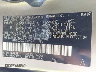 2007 Toyota Sienna XLE with VIN 5TDZK22C97S062721, listed as a IAAI auction lot 41900786 with 220,189 mi miles. Bid and sale history available at carsss.com. Image 9.