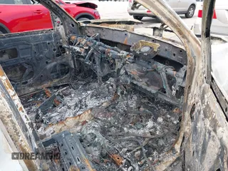 2023 Toyota Tacoma SR5 z VIN 3TMAZ5CN8PM213333, wystawiony jako IAAI lot #41475450 z przebiegiem Nie podano mil oraz . Historia ofert i sprzedaży dostępna na DreamBid. Obrazek 5.