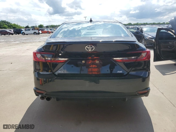 2025 Toyota Camry LE with VIN 4T1DAACK1SU034943, listed as a Copart auction lot 53923255 with 17,399 mi miles and Clean Title. Bid and sale history available at carsss.com. Image 6.