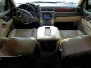 2012 GMC Yukon SLT with VIN 1GKS1CE03CR287810, listed as a Copart auction lot 73743304 with 206,122 mi miles and Salvage Title. Bid and sale history available at carsss.com. Image 8.
