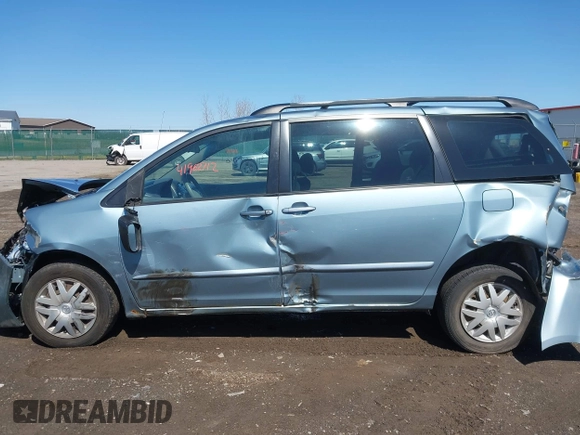 2007 Toyota Sienna CE with VIN 5TDZK23C57S080017, listed as a IAAI auction lot 41962712 with 29,966 mi miles and . Bid and sale history available at DreamBid. Image 12.