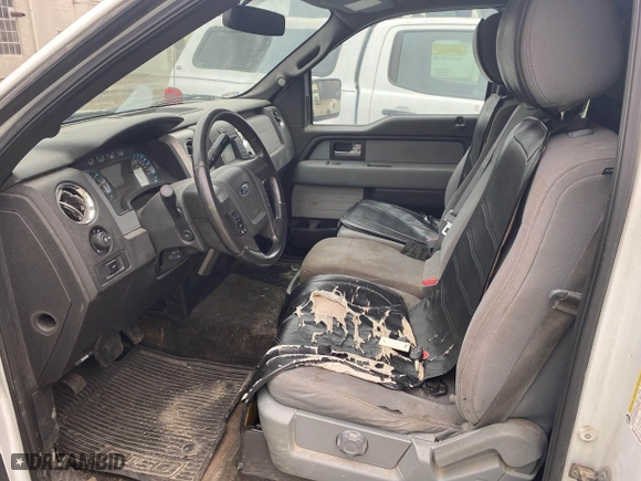 2014 Ford F-150 XL with VIN 1FTNF1CF5EKD79597, listed as a IAAI auction lot 41511800 with 100,758 mi miles. Bid and sale history available at carsss.com. Image 5.