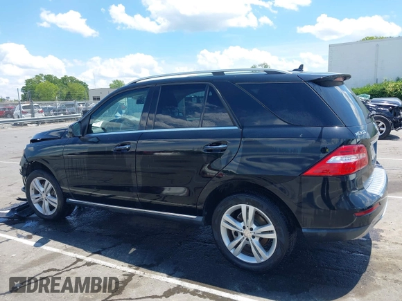 2013 Mercedes-Benz M 350 with VIN 4JGDA5JBXDA110173, listed as a IAAI auction lot 42166176 with 232,012 mi miles and . Bid and sale history available at DreamBid. Image 14.