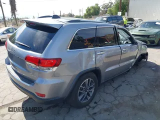 2020 Jeep Grand Cherokee Limited with VIN 1C4RJEBG2LC202014, listed as a IAAI auction lot 40654091 with 77,260 mi miles. Bid and sale history available at carsss.com. Image 4.